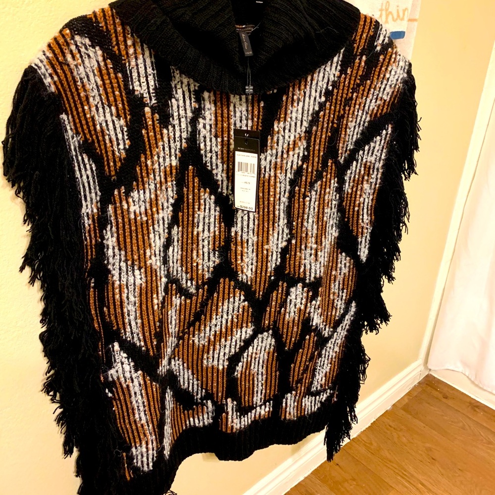 NEW 😍 ”BCBGMaxAzria” 😍 MULTIPOINT PONCHO😍